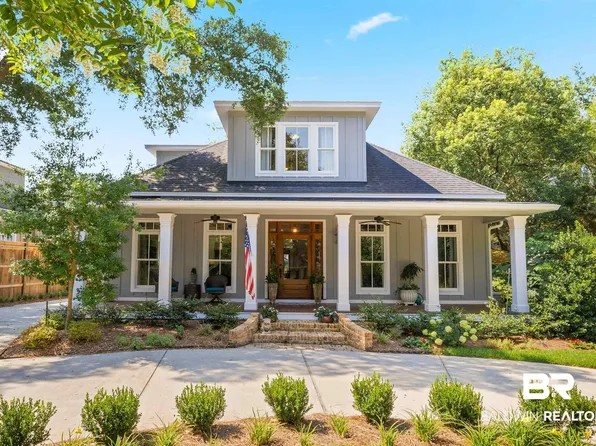 164 Gaston Ave, Fairhope, AL 36532