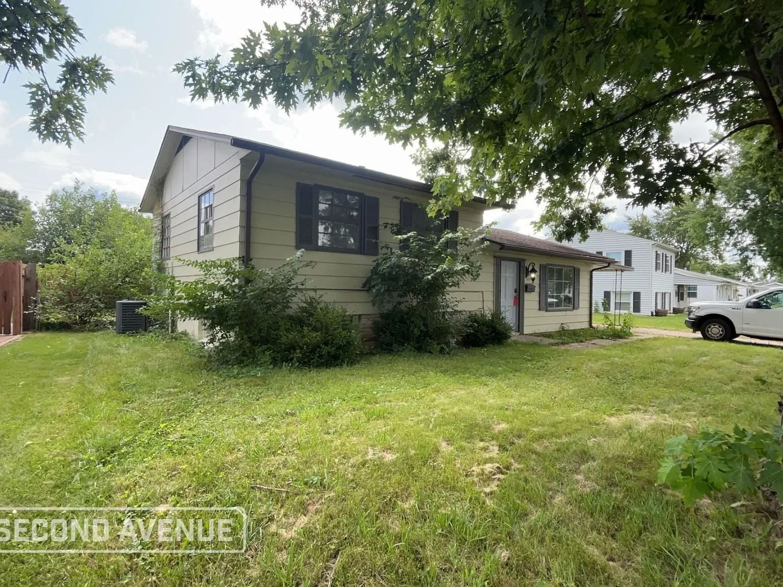 3 bed, 1.5 bath, 1440 sqft, $995 — Photo 2
