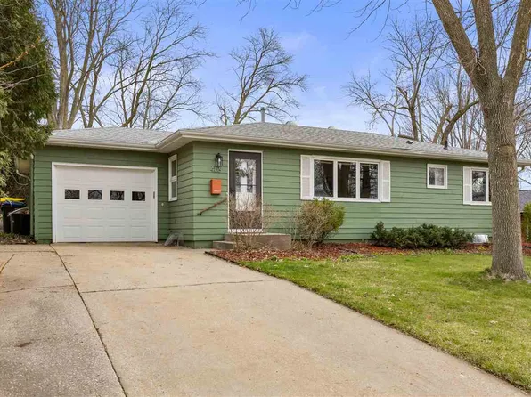 406 Crestview Ave, Iowa City, IA 52245