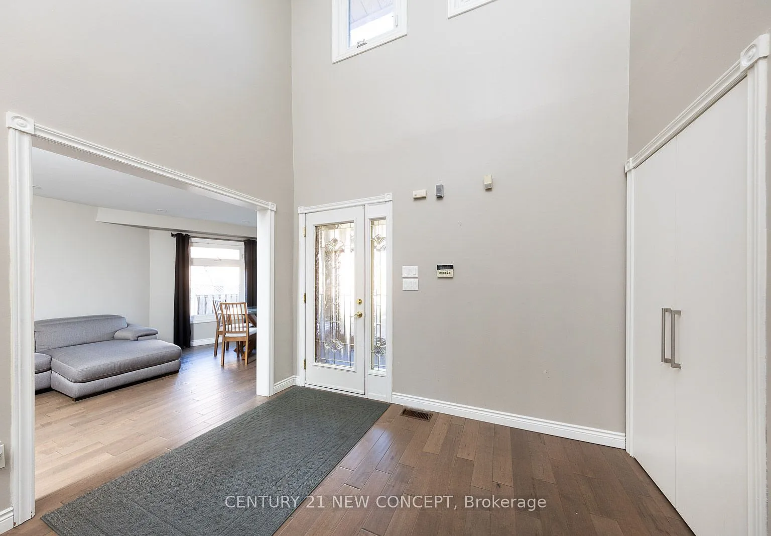 6 bed, $5,000 — Photo 3