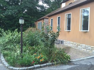 349 Forest Ln, Smithtown, NY 11787