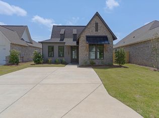 342 Shiloh Creek Dr, Calera, AL 35040