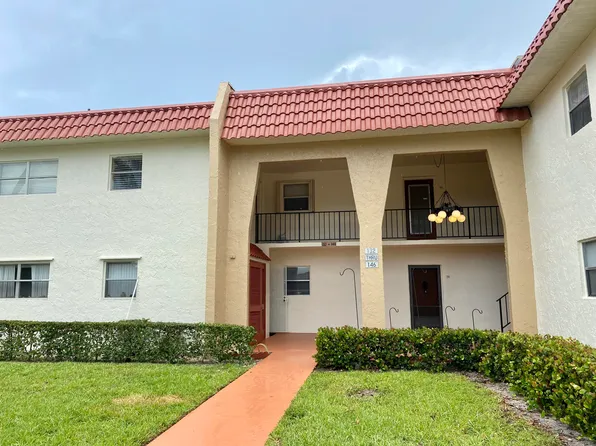 138 Lake Frances Dr, West Palm Beach, FL 33411