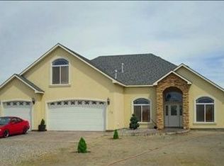 78 Janell Ln, Burbank, WA 99323