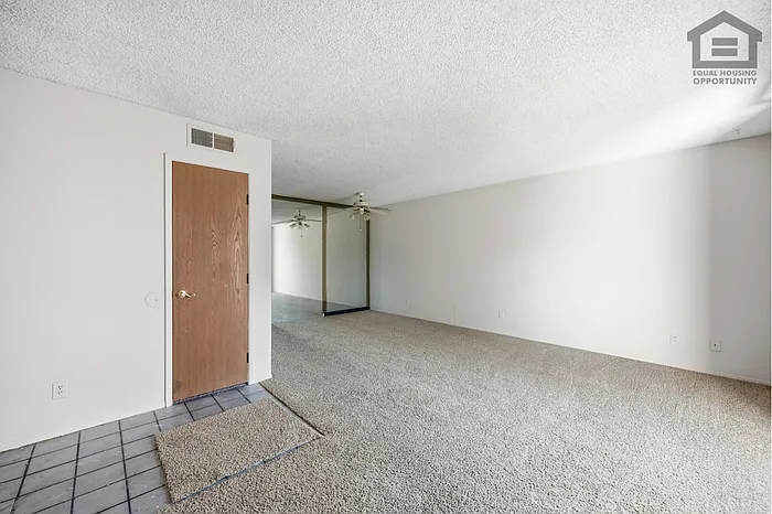 4211 E Palm Ln #224 — Photo 7