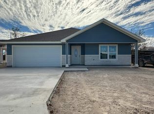 328 Ray Dr, Del Rio, TX 78840