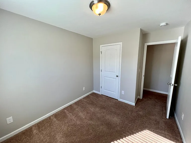 920 Brigade Loop — Photo 14