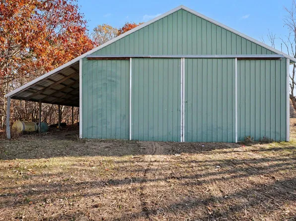 800 N Bay Mid County Line Rd, Linwood, MI 48634