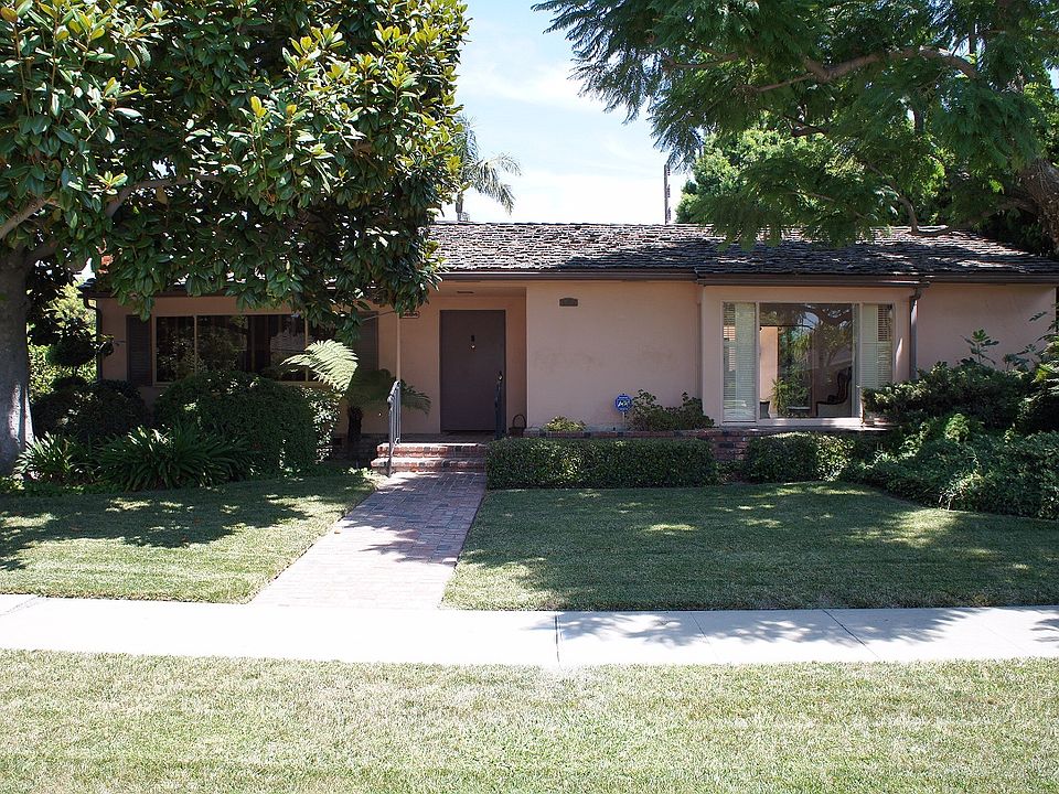 1st image of 4484 Cerritos Ave