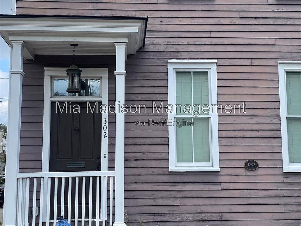 1st image of 302 E 33rd St