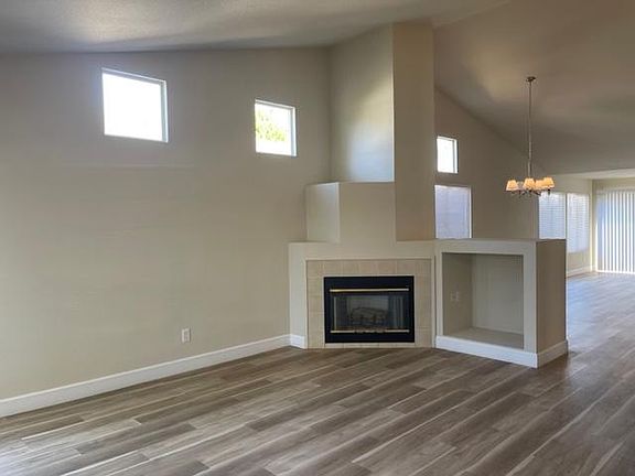 2nd image of 4716 Canyon Hills Dr