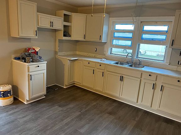 3rd image of 301 True Temper Rd #31