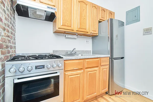 Rented by Keller Williams NYC | media 18