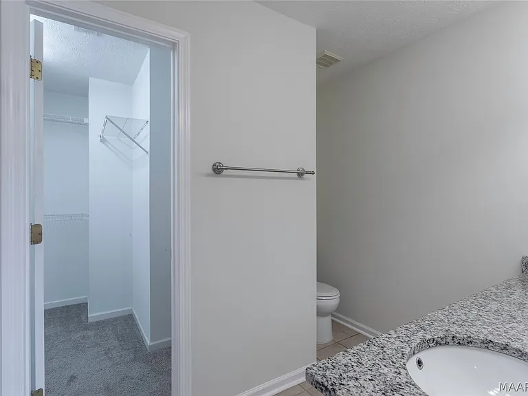 1161 Stafford Dr — Photo 18