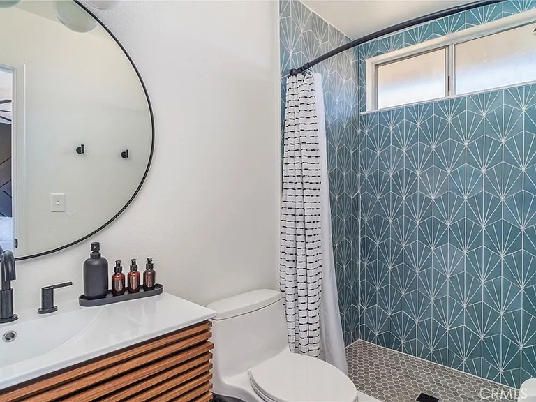 61660 Valley View Dr — Photo 10
