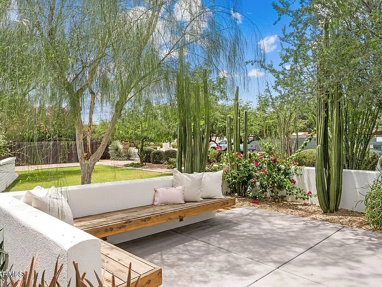 6919 E Vista Dr — Photo 3