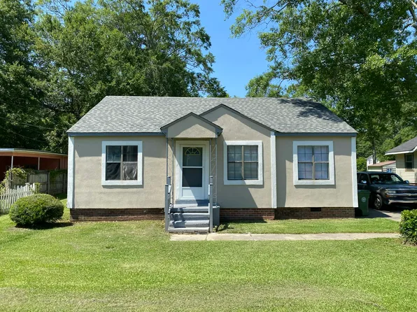 308 Tuscan Ave, Hattiesburg, MS 39401