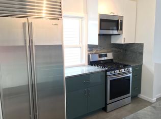 7509 60th Pl, Ridgewood, NY 11385