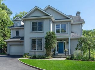 73 Round A Bend Rd, Tarrytown, NY 10591