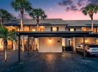 360 Three Lakes Ln Unit J, Venice, FL 34285