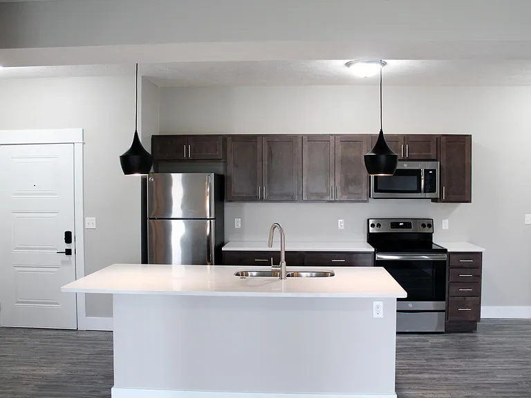 Prairie Heights Apartments — Photo 164