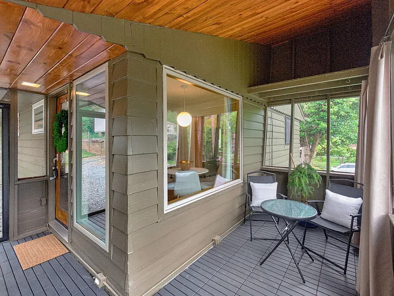 1408 Baker St #A — Photo 20