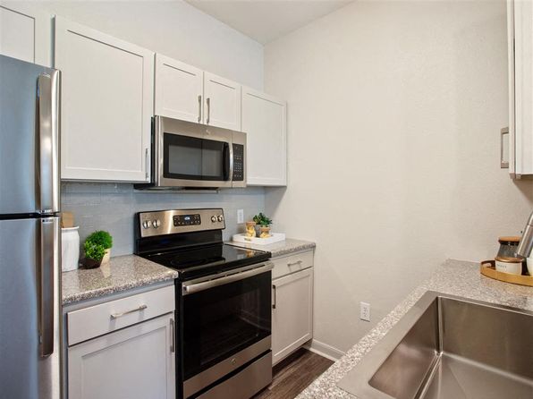 3720 College Park Dr APT 18303