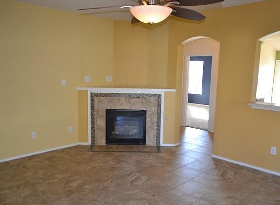 2nd image of 1103 Barclay Dr