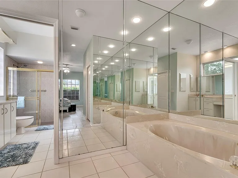 23420 Peachland Blvd — Photo 11