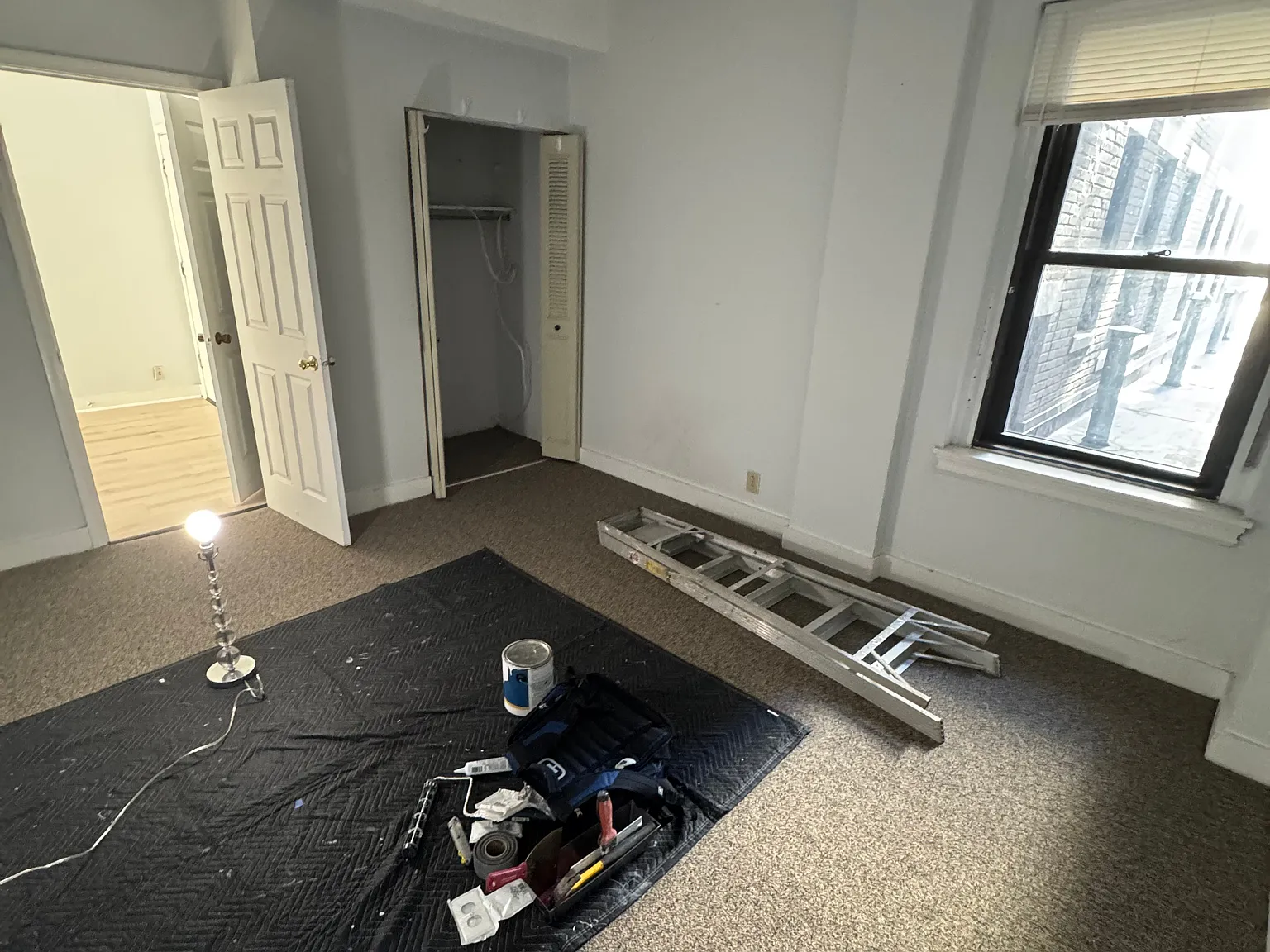 2 bed, 865 sqft, $3,600 — Photo 3