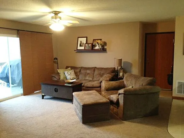2 bed, 870 sqft, $1,200 — Photo 4