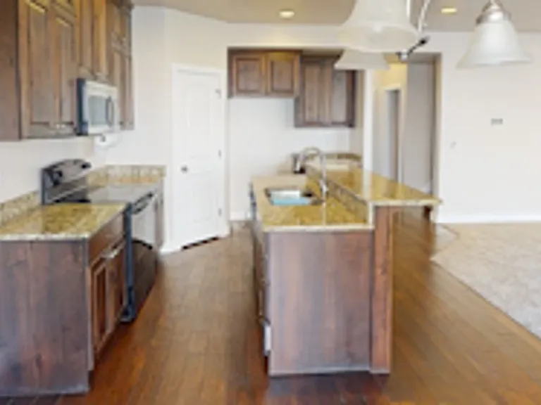 246 E Bridgewater Ln — Photo 19