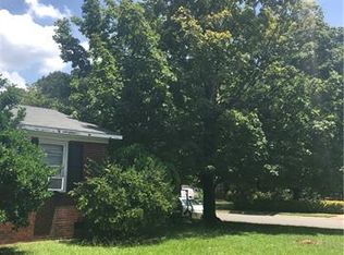 1329 Wicker Dr, Charlotte, NC 28210