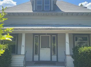 201 Stanton St, Plains, MT 59859