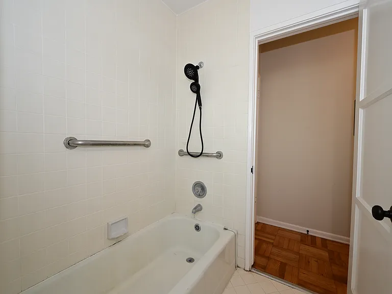 1519 Huntington Dr #A — Photo 50
