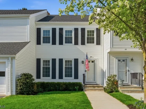 87 Hampshire Dr, Mendham Boro, NJ 07945
