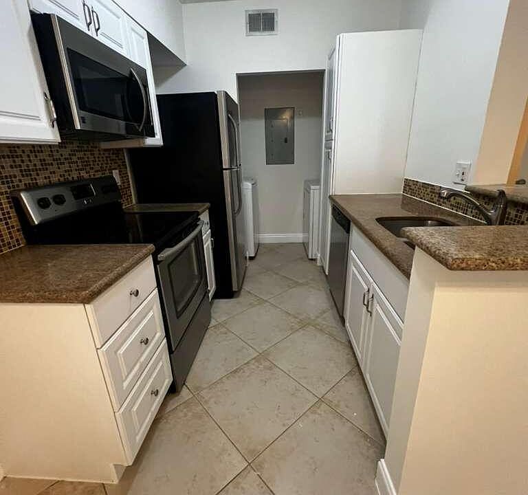 1st image of 10354 Fox Trail Rd S APT 1501