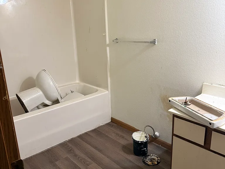 907 Madison Ave #4 — Photo 7