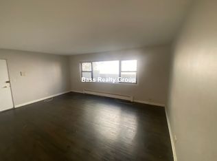 503 N Sheridan Rd #A2, Evanston, IL 60202