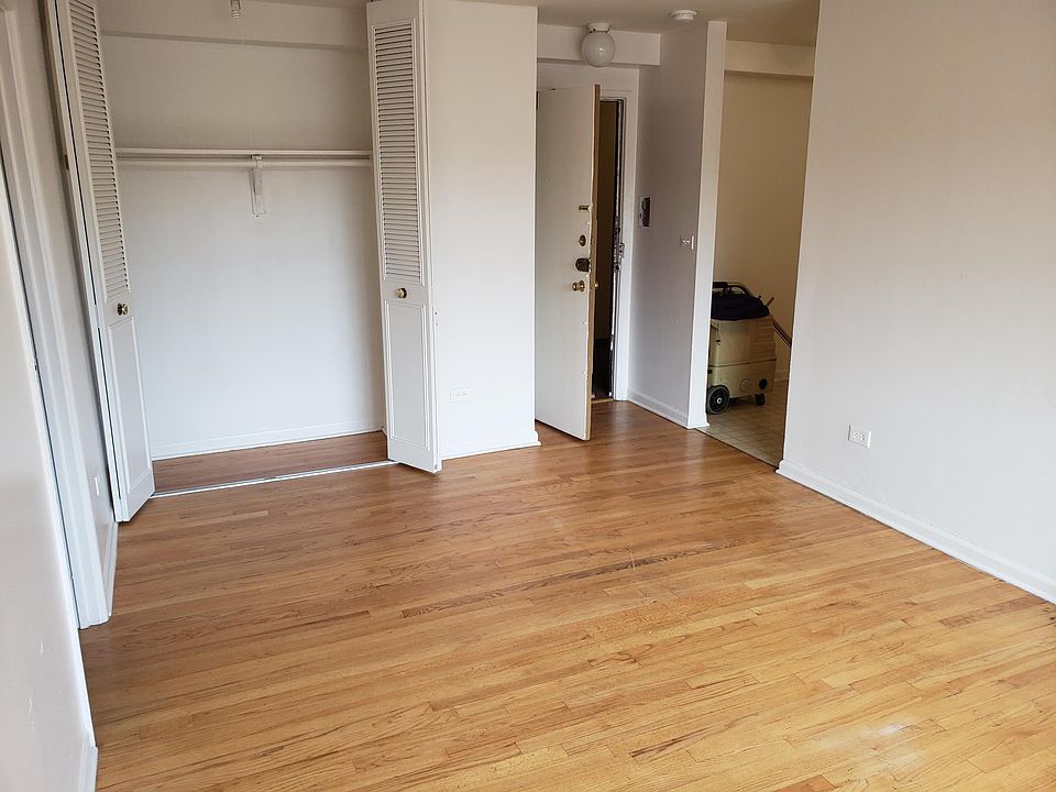 1st image of 6128 N Kenmore Ave APT 504