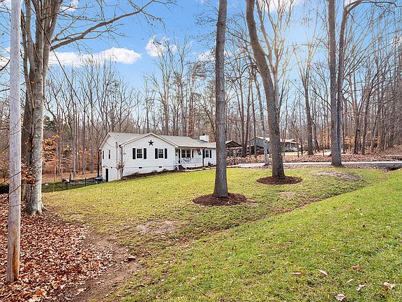3rd image of 7702 S Fawnbrook Dr