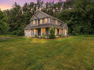 18 Pine St, Belchertown, MA 01007