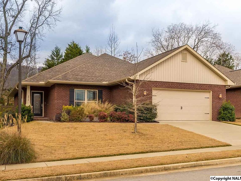 1st image of 3016 Watch Hill Dr SE