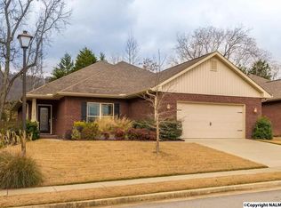 3016 Watch Hill Dr SE, Owens Cross Roads, AL 35763