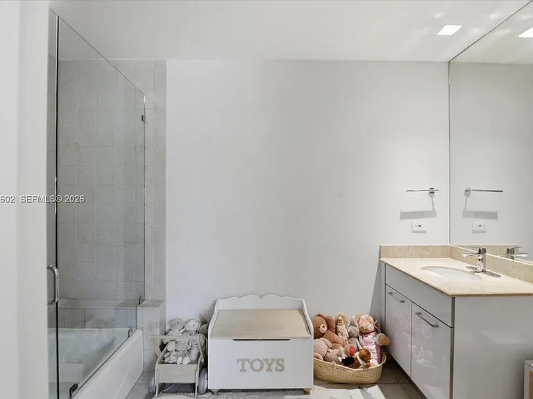 801 Brickell Key Blvd #409 — Photo 36