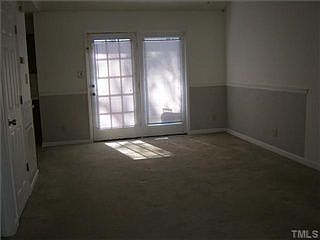 3rd image of 901 Gatehouse Ln