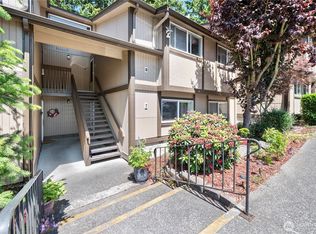 4705 176th St SW APT B8, Lynnwood, WA 98037