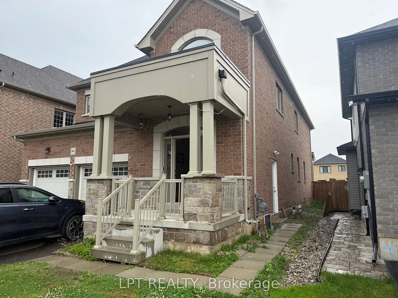 4 bed, $2,900 — Photo 1