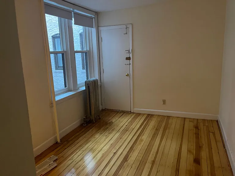 1141 Commonwealth Ave #A — Photo 8