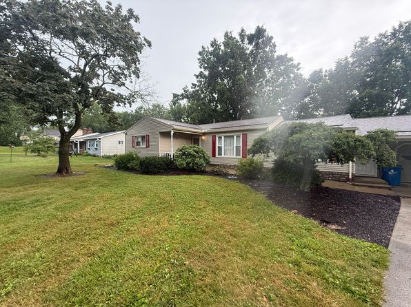 1497 Eastview Dr